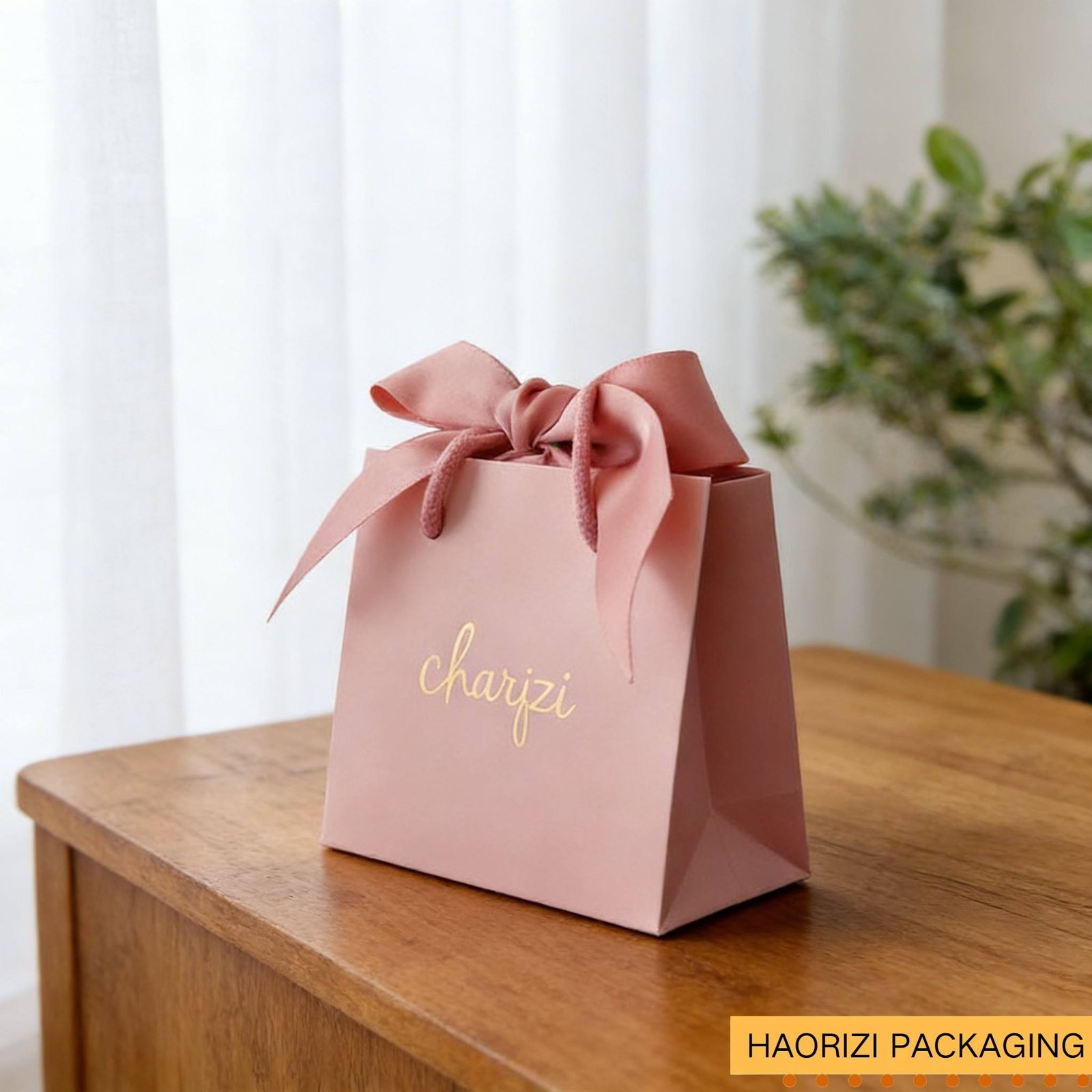 Small Packaging Paper Shopping Gift Bags With Logo Ribbon Handle Boutique Clothing Shoes Packaging Durable Fancy Paper Bags