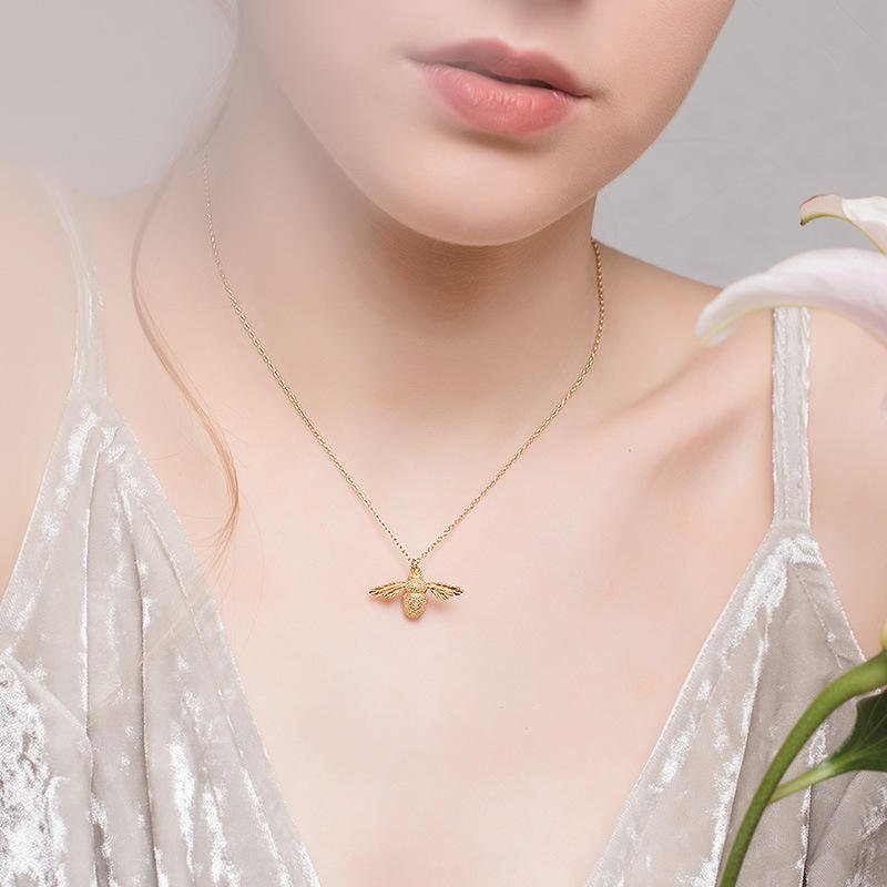 925 Sterling Silver Jewelry Korean Fashion Cute Bee Shape Necklace for Momen