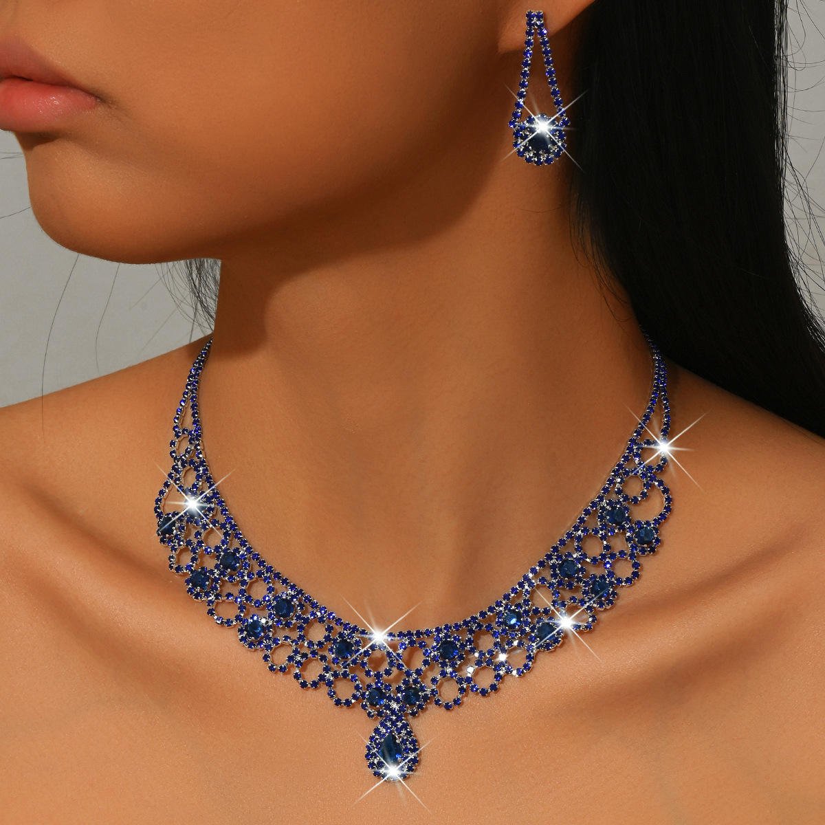Designer Inspired Luxury Water Drop Diamond Gold Plated Copper Alloy Jewelry Wedding Party Earrings Necklaces for Women Sets