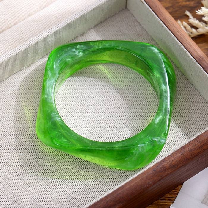 Trendy Geometric Chunky Resin Thick Bangles for Women Acrylic Bracelets Autumn Winter Jewelry Gift