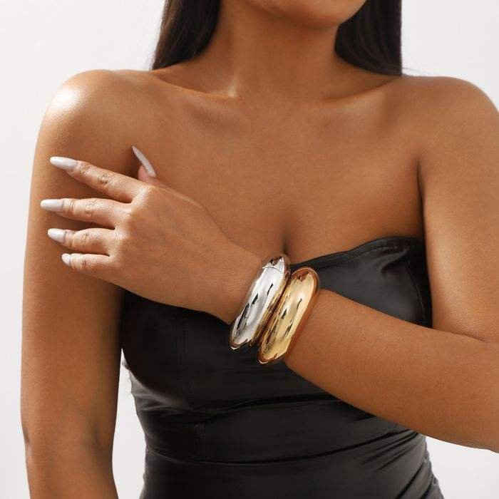 Punk Smooth Metal Bracelet Bangle for Women Exaggerated Cuff Hand Bracelet