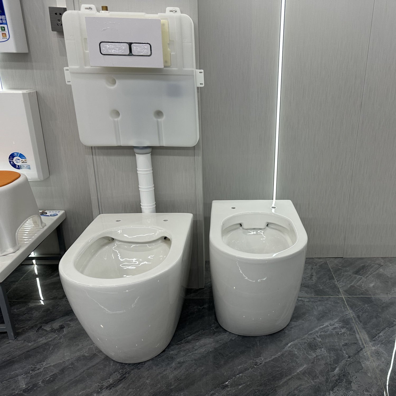 China Manufactory Bathroom Sanitary Ware Dual Flush Concealed Cistern Toilet Tank for Lavatory