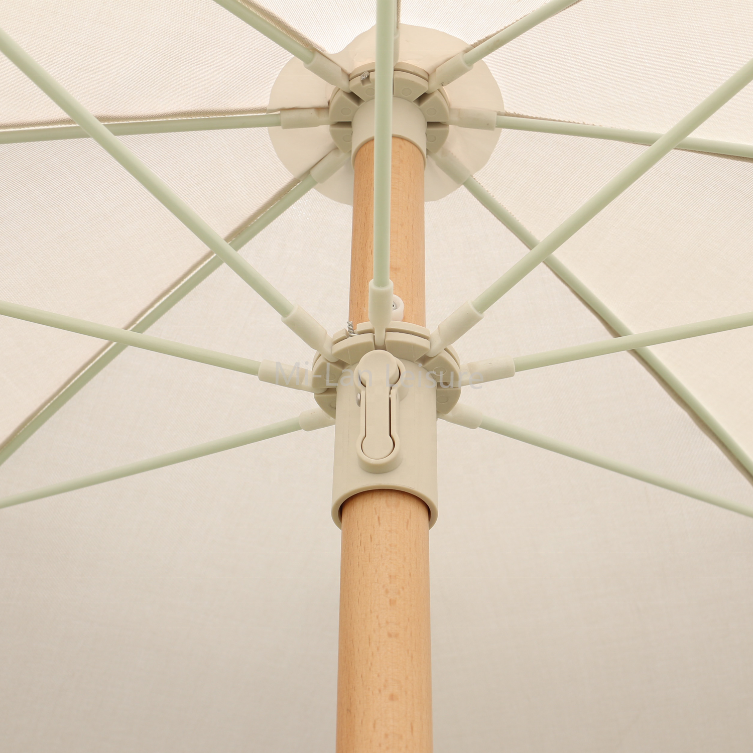 Modern 2M Bali Boho Beach Umbrella Custom Wooden Pole with Tassels Outdoor Garden Furniture for Park Use Made of Polyester Wood