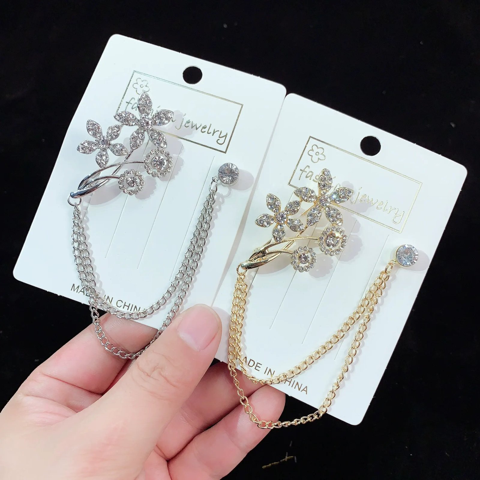 Chain Brooch Rhinestone Floral Crystal Gold Tone Alloy Pin Vintage Luxury Women Double Flower Brooches Wholesale Broche Femme