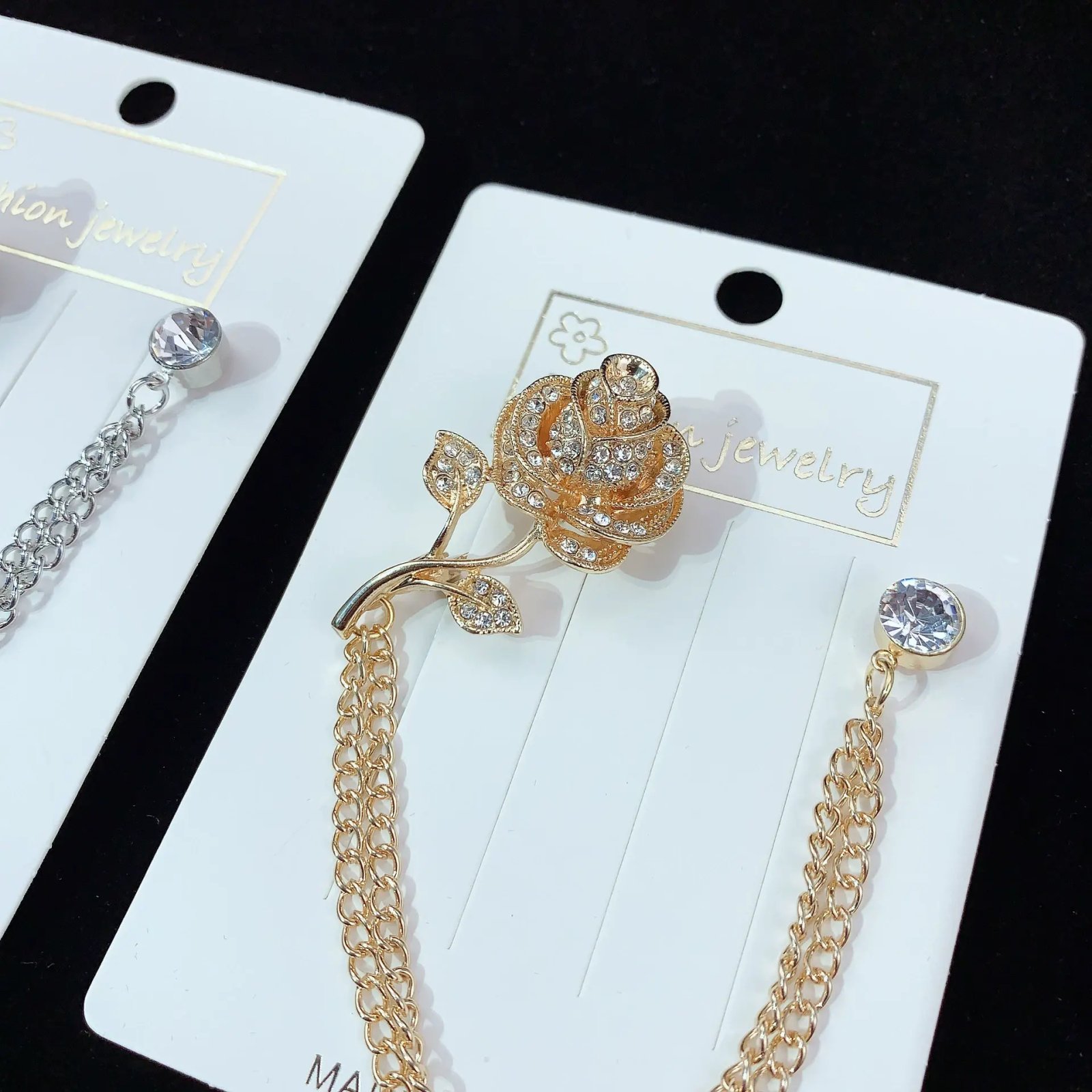 Chain Brooch Rhinestone Floral Crystal Gold Tone Alloy Pin Vintage Luxury Women Double Flower Brooches Wholesale Broche Femme