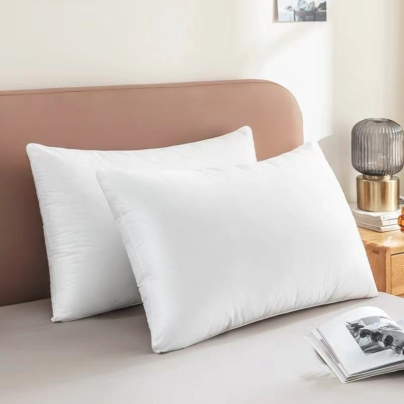 Anti Mite Waterproof Bed Pillow Oil Resistant Skin Friendly Hotel Sleeping Pillow