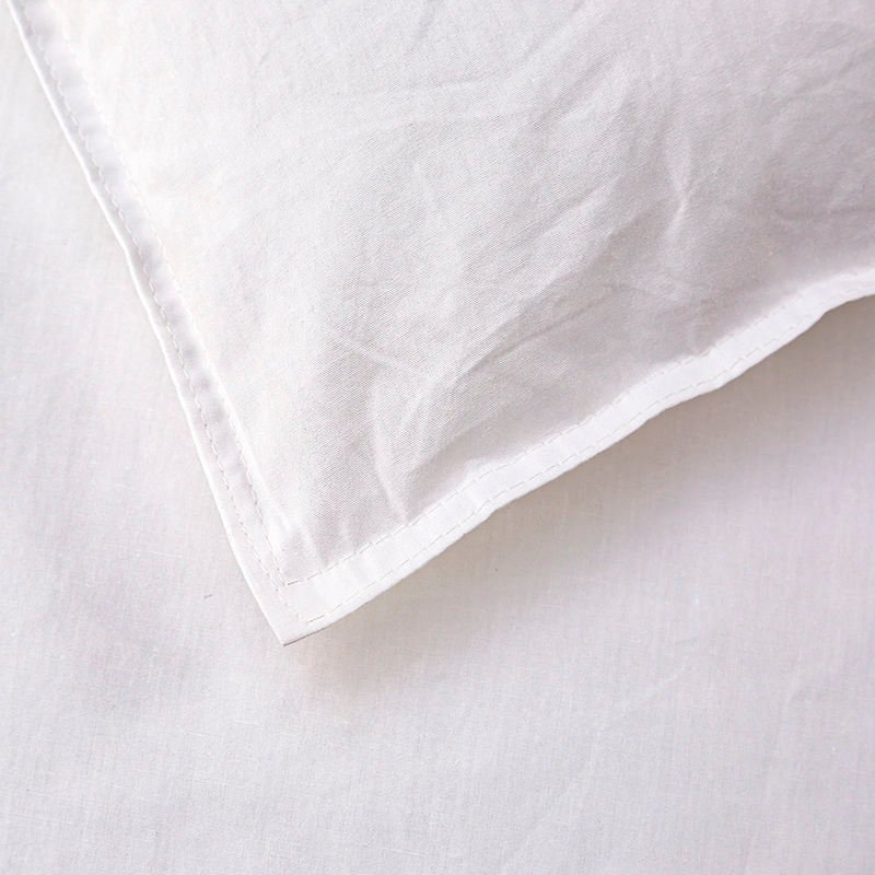 Customized 100% Cotton Luxury Five Star Hotel Quality Stripe Pillow Insert Solid Pattern Neck Style 200tc Cheap Price for Sale
