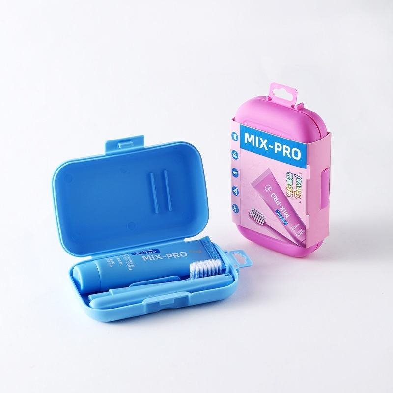 Portable Adult Spiral Soft Toothbrush Set with Folding Handle Factory Spot Wholesale Travel Toothbrushes