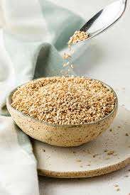 Natural White Dried Raw Sesame Seeds Bulk Hulled 99% Purity High Protein Bakery Use Export Packaging Food Ingredient Maharashtra