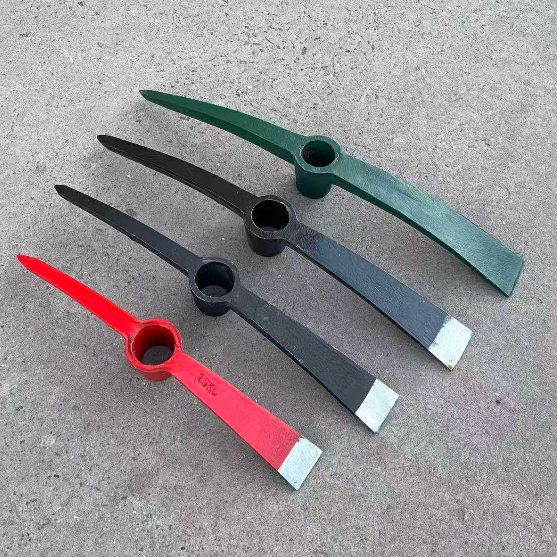 Specializing in African Market Railway Steel Pickaxe with Handle and Manganese Steel Garden Spade and Farming Shovel