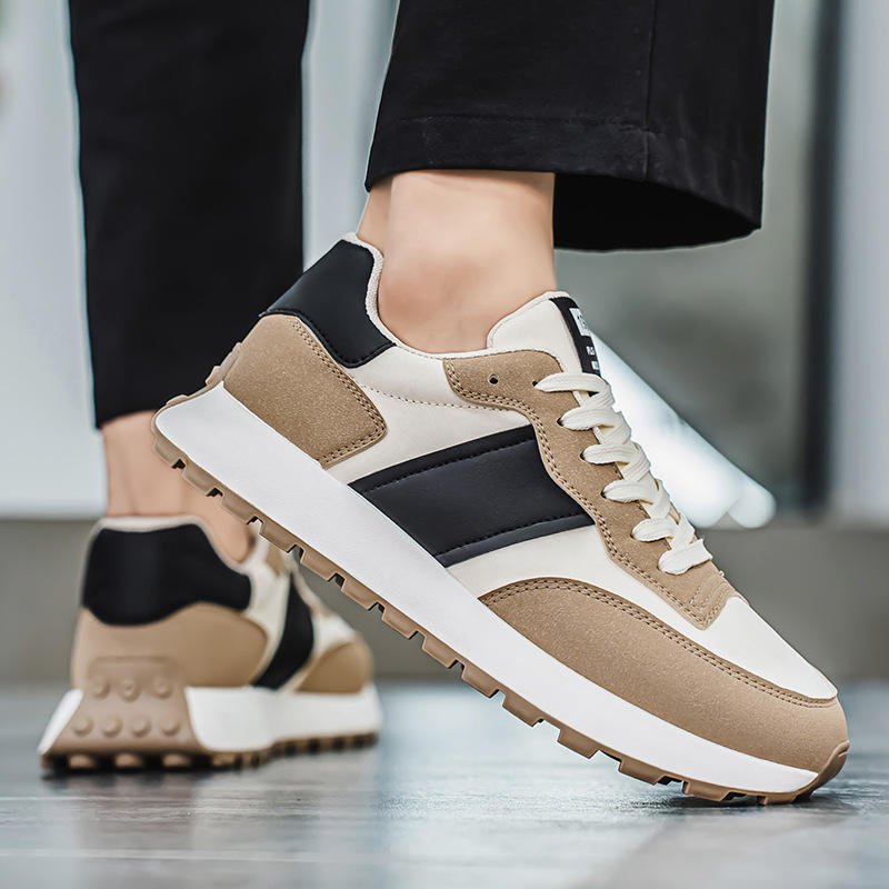 Wholesale Suede Leather Walking Shoes Comfortable and Non slip Sneakers for Men and Women's Casual Shoes