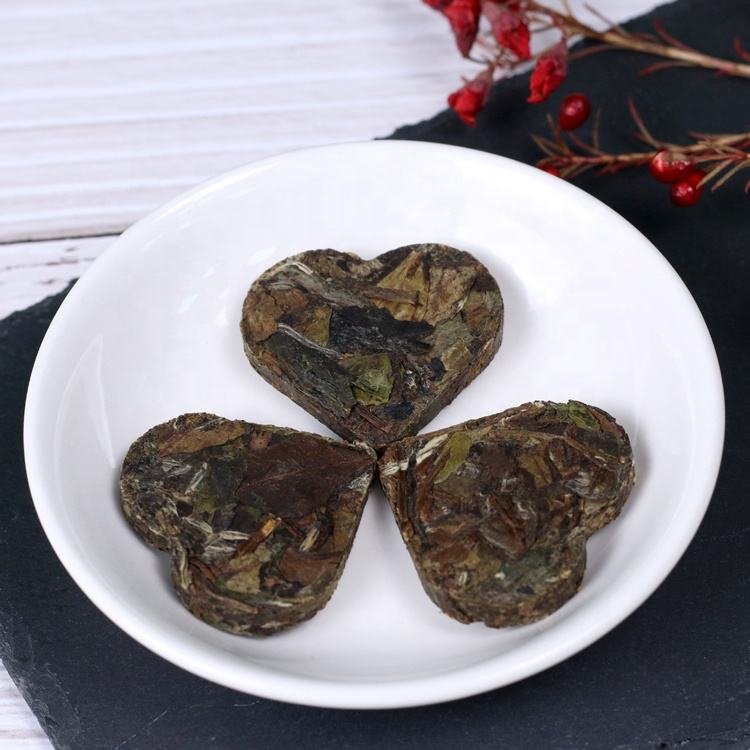High Quality Private Label Fuding White Tea Multi-flavored Heart Shaped White Tea Cake