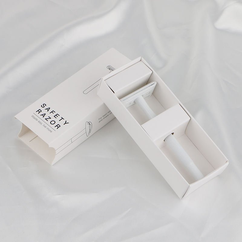 Safety Razor with Double Edge Blade and Long Handle for Womens Shaving Razor for Smooth and Precise Shave
