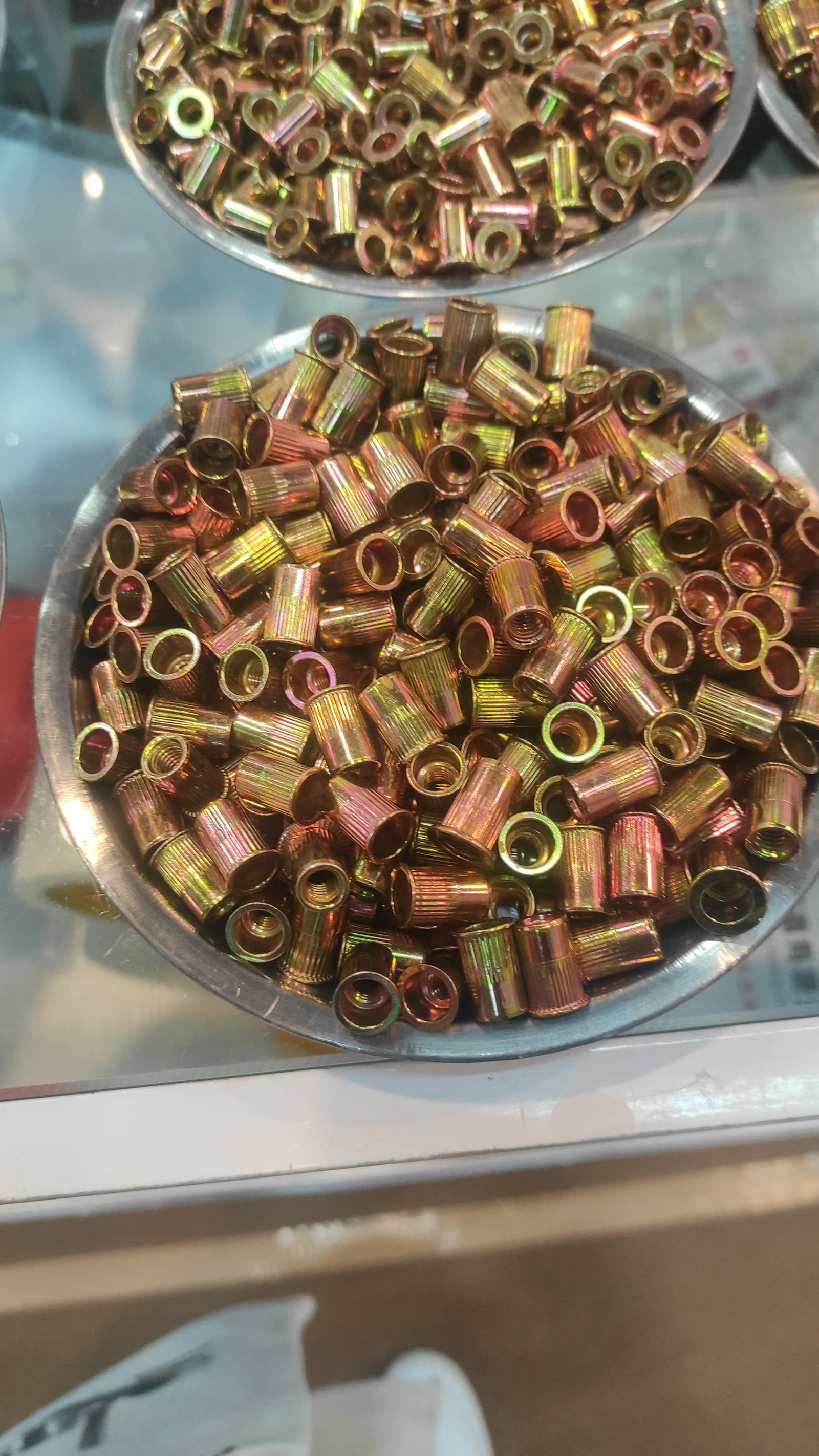 Factory Direct-sale Flat-head Rivet Nuts Carbon Steel Yellow Zinc Plating Class 4.8 6.8 Grade Right Hand Thread M3-M12