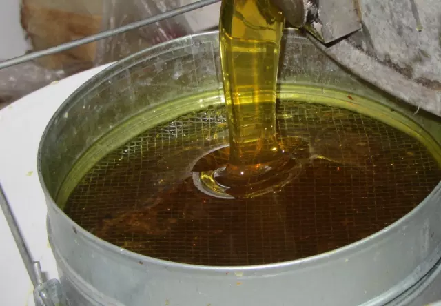 Buy Organic Grade Used Cooking Oil with Customized Size Packing for Sale by Indian Manufacture Wholesale Prices