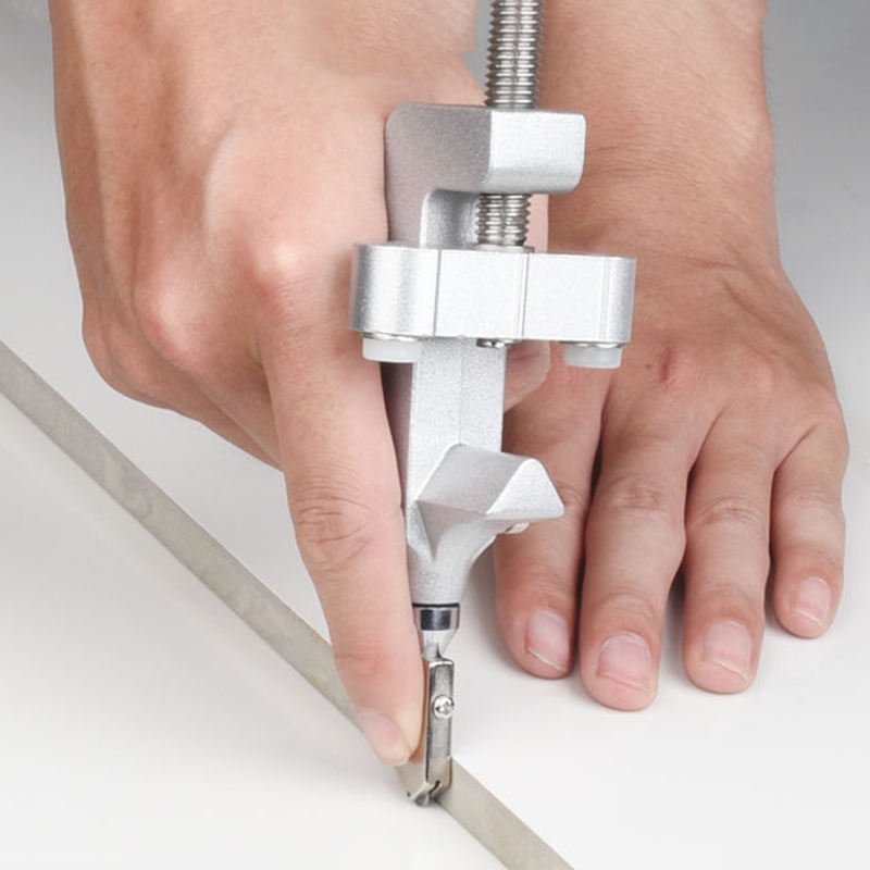 Professional Diamond Glass Cutter for Glass Tile Cutting 2 in 1 Glass Cutter Set Manual Construction Tools
