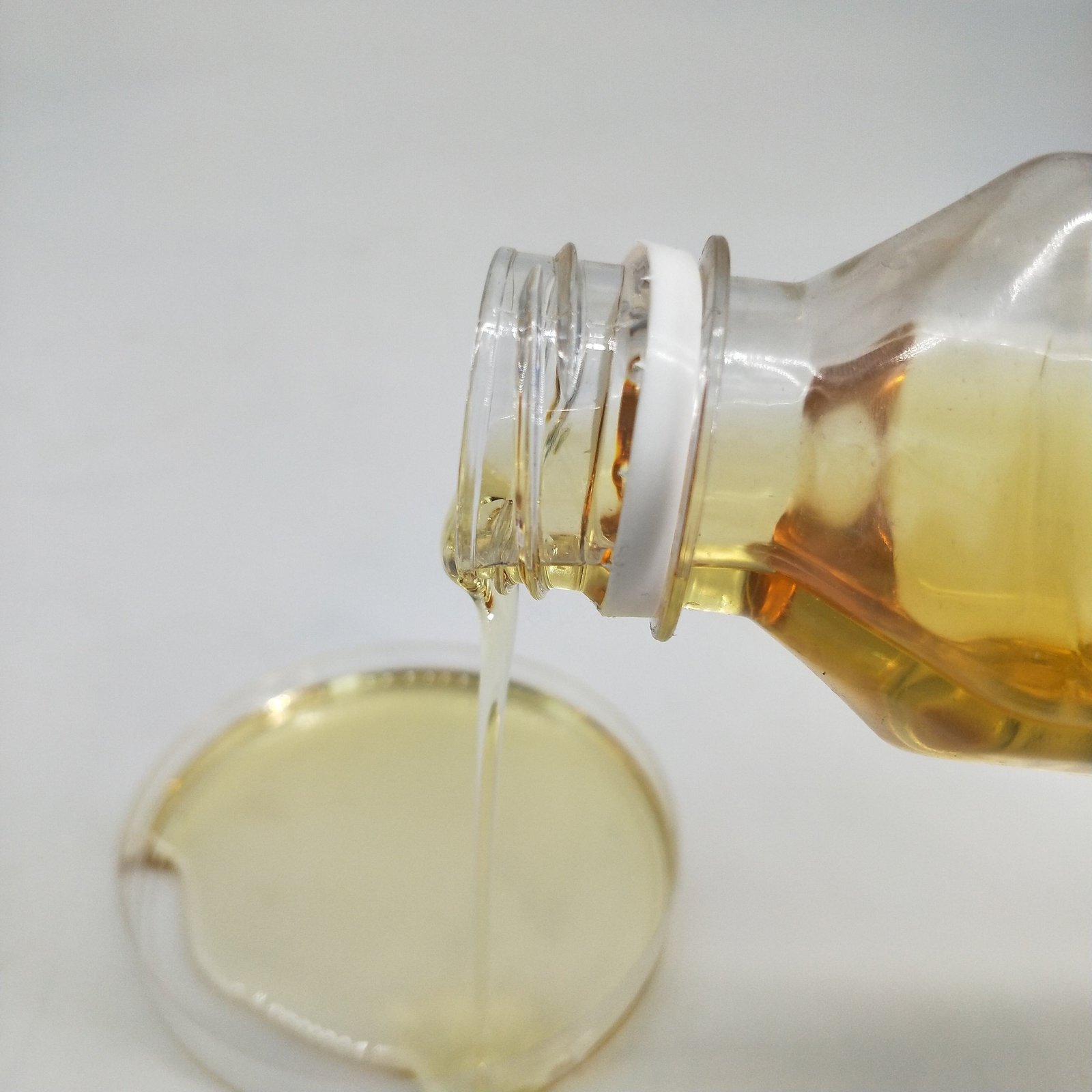 Diesel Engine Oil CH-4 Light Yellow Factory Price Lubricants Oil Factory