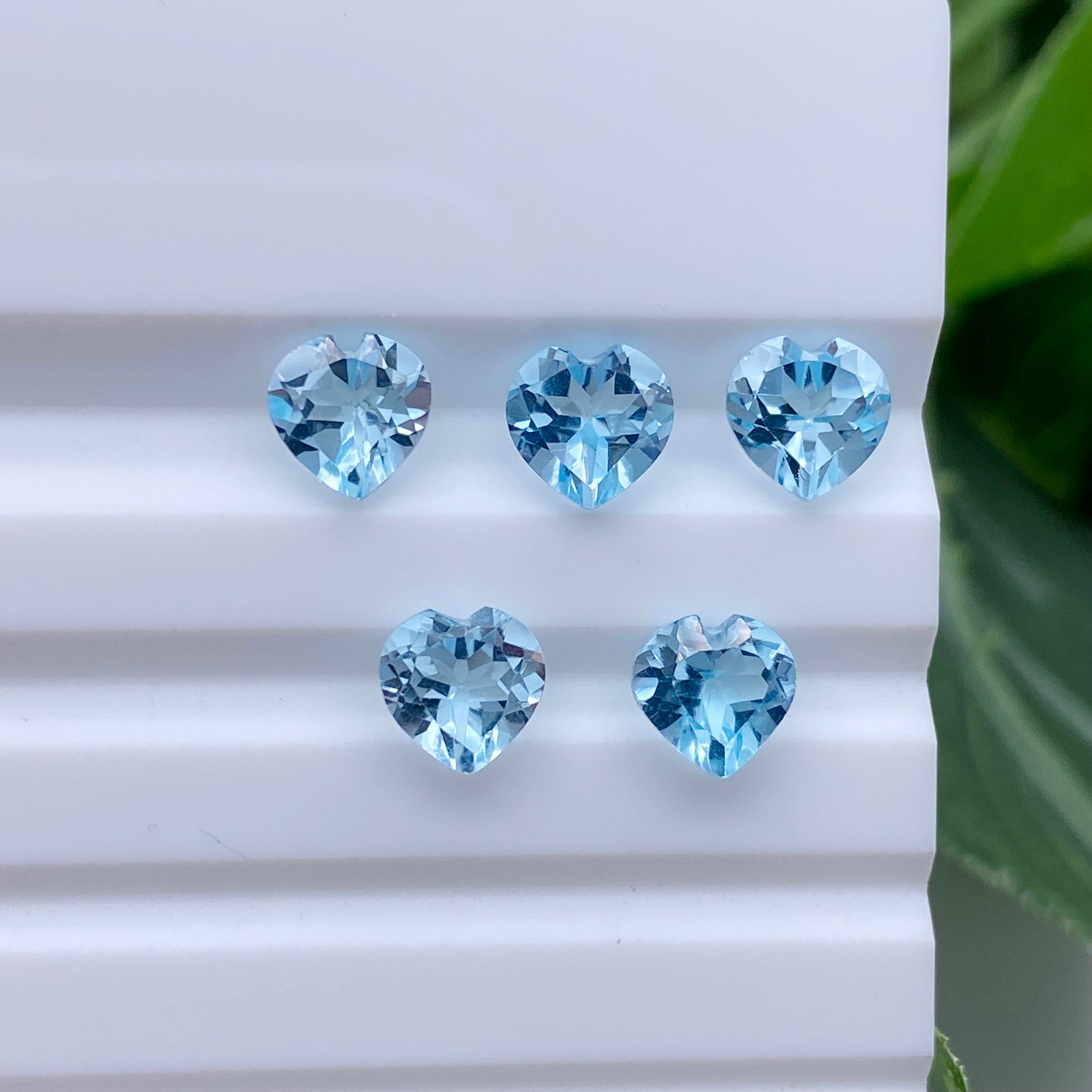 Heart Shape 4.0mm~10.0mm Natural Faceted Cut Loose Blue Topaz Gemstone Stone Supplier Jewelry Making Natural Sky Blue Topaz